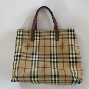 Burberry purse
